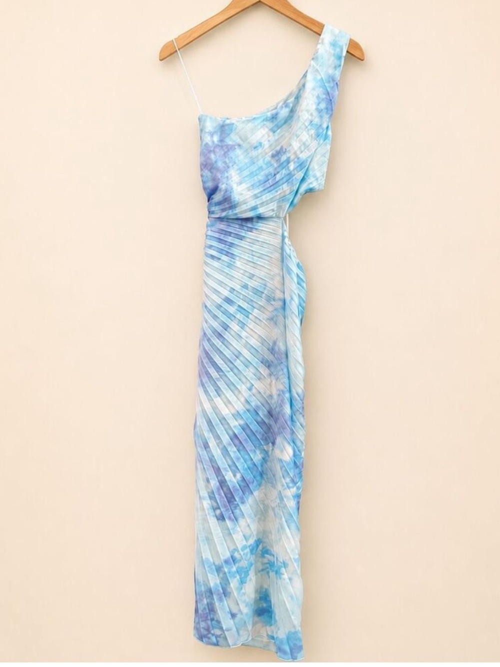 Abercrombie & Fitch Giselle One-Shoulder Pleated Asymmetrical Dress with Slit - Picture 3 of 4